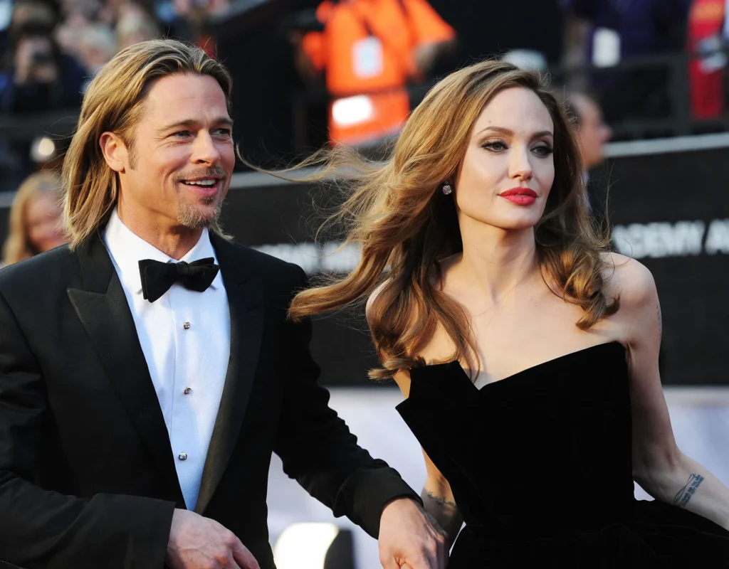 Angelina Jolie and brad Pitt Divorce